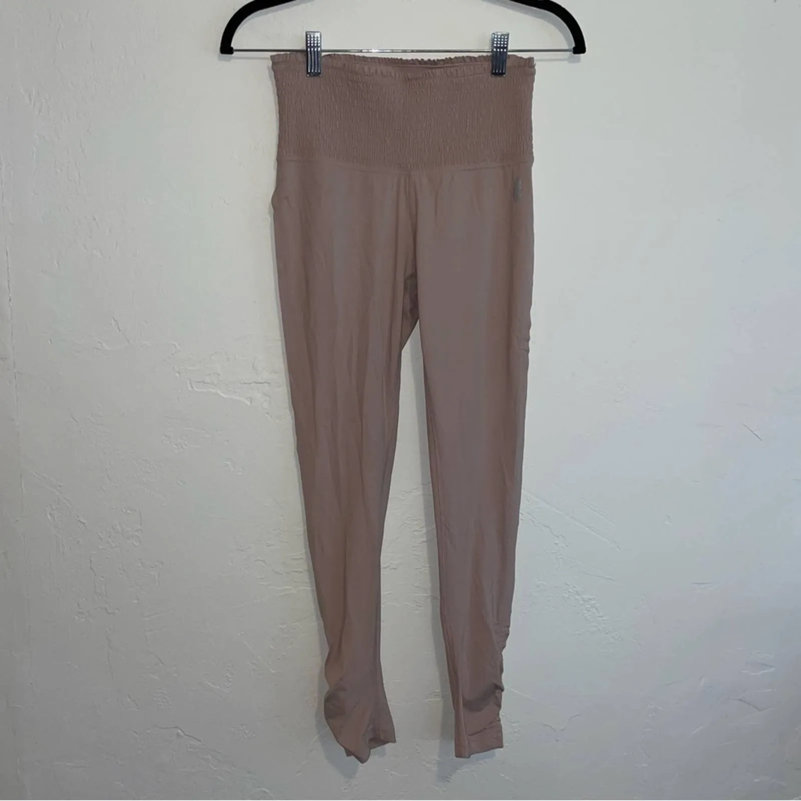 Free People Movement Smock It To Me High Rise Ruched Leggings (Small)