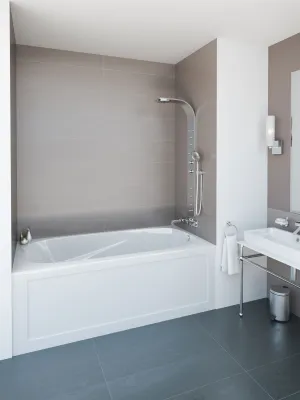 Mirolin Phoenix 2 66" x 32" Skirted Bathtub