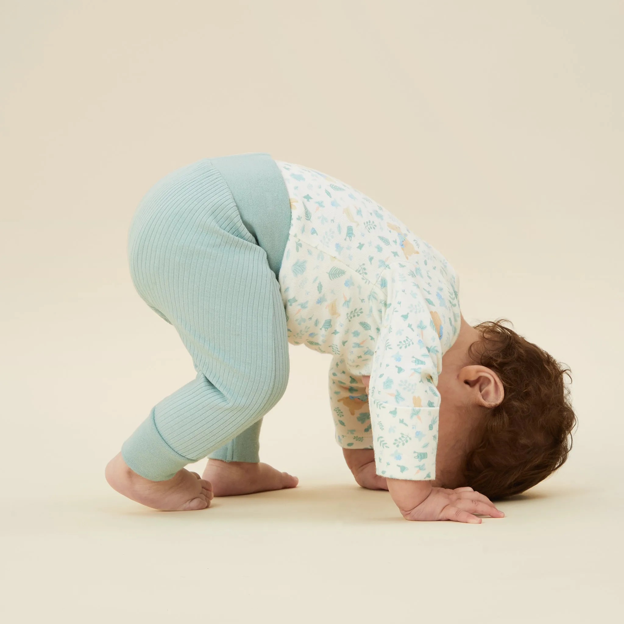 Peter Rabbit Bodysuit & Ribbed Leggings Outfit