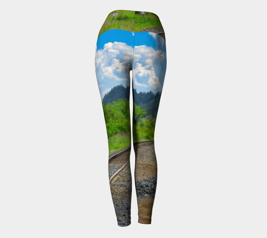 Women's Yoga Leggings - Edworthy Park CPKC Tracks